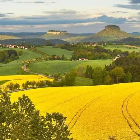 Apartament Ferienwohnung-schrammsteinblick *